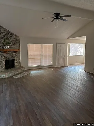 3 bed, 2.0 bath, 1775 sqft, $1,850 — Photo 2