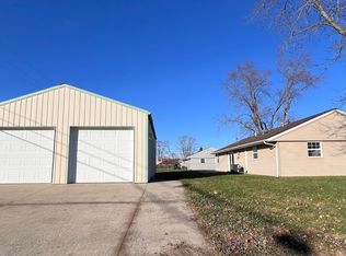 120 Lind Dr, Edinburgh, IN 46124