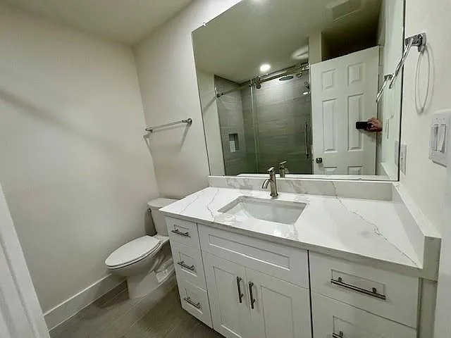 2121 Fountain View Dr #83 — Photo 12