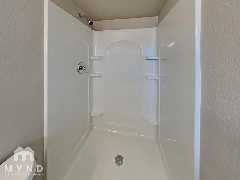 7233 W San Miguel Ave — Photo 13