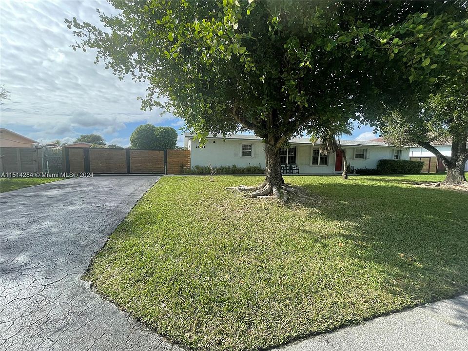 29704 SW 168th Ct, Homestead, FL 33030 | MLS #A11514284 | Zillow