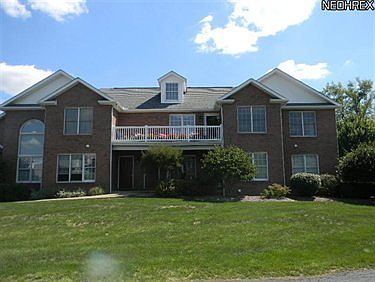 1st image of 106 Turnberry Ct NE