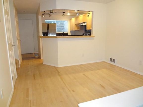 3rd image of 13 146th Ave SE #13