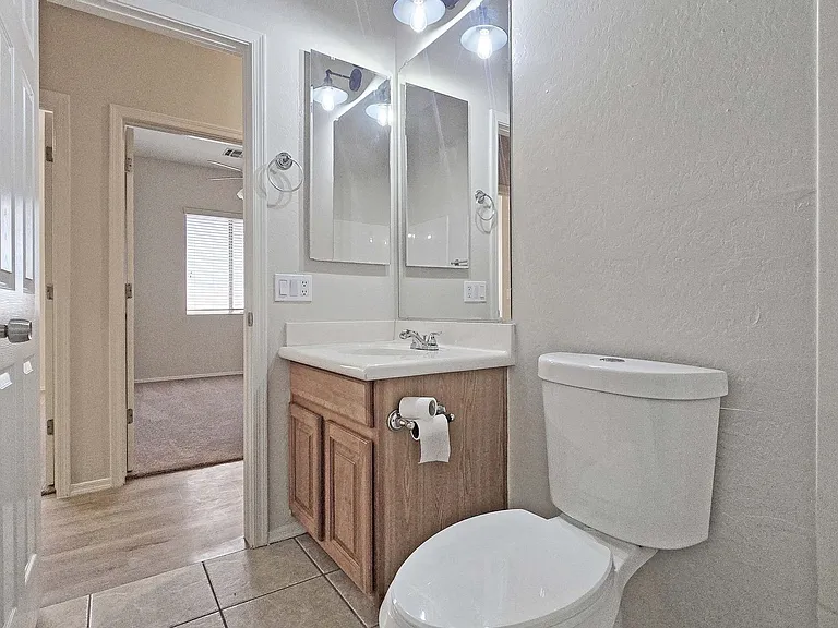 13588 W Alvarado Dr — Photo 22