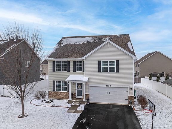 2nd image of 1107 Van Dyke Rd