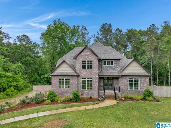 185 Cornerstone Cir, Calera, AL 35040