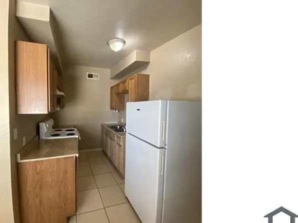 741 N 10th St APT 3, Las Vegas, NV 89101