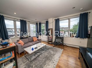 2550 Crescent St #4CC, Astoria, NY 11102
