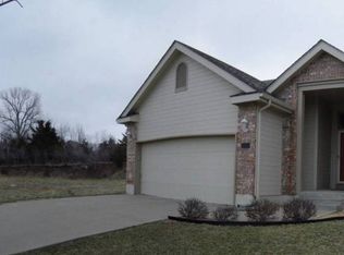 507 NW Ashurst Pl, Lees Summit, MO 64081