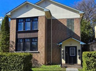 33 Coupal St #2, Ottawa, ON K1L 5Z9