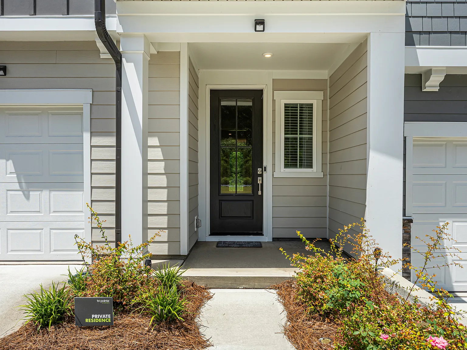 529 Madison Falls Ct — Photo 2