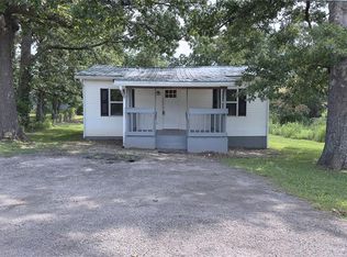 10240 Silverleaf Rd, Mineral Point, MO 63660