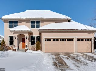 11622 Saint Andrews Cir, Minneapolis, MN 55449
