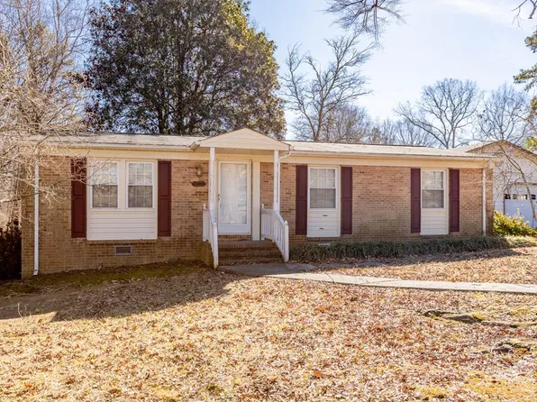 1012 Pine Ct, South Boston, VA 24592
