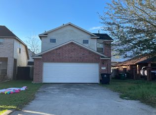 8902 Edgebrook Dr, Houston, TX 77075