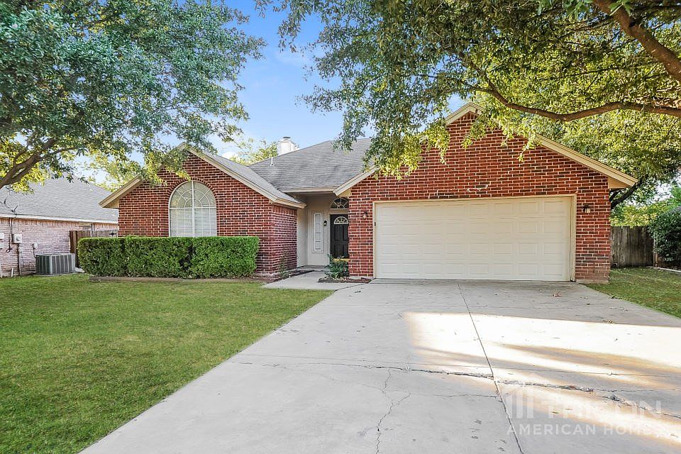 1st image of 6504 Towne Park Dr