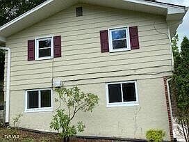 2nd image of 133 Sycamore Dr