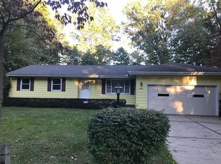 3703 Seneca St, Stow, OH 44224