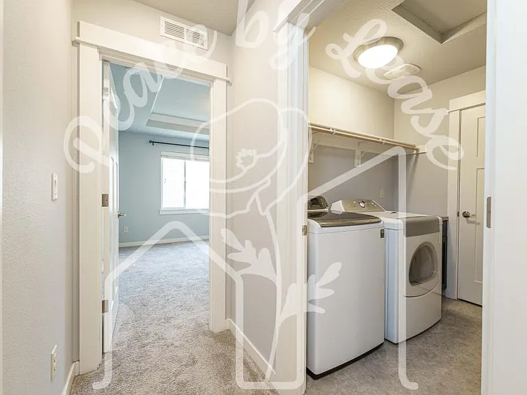 2573 SW McKenna Pl — Photo 26