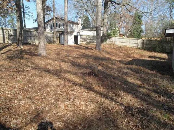 882 Killian Hill Rd, Lilburn, GA 30047
