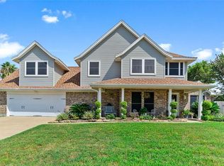 12910 E Conquistador Dr, Galveston, TX 77554