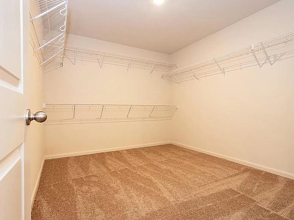 5th image of 11035 Chatham Pl