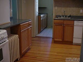 2nd image of 17 North St