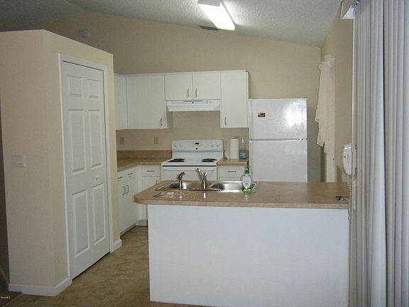 5th image of 1767 Windsor Ave SE