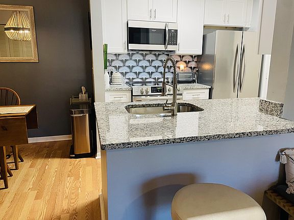 3rd image of 2011 N Highway 17 Unit 1500K
