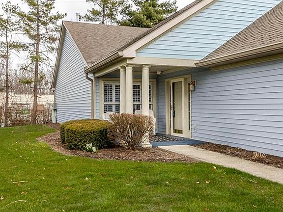 2nd image of 476 Three Oaks Ct