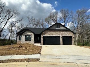 632 Glendale Dr, Troy, IL 62294