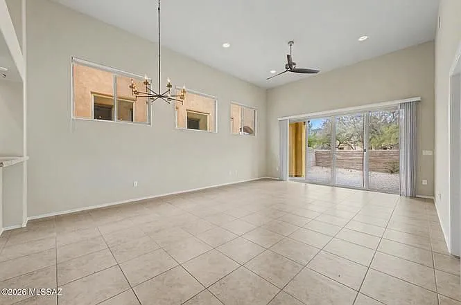 9854 N Wide Sky Dr — Photo 4