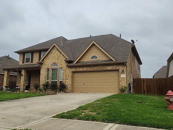 2nd image of 410 Westwood Dr