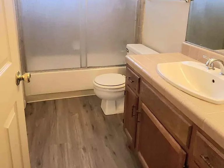 1638 W North Bear Creek Dr — Photo 6