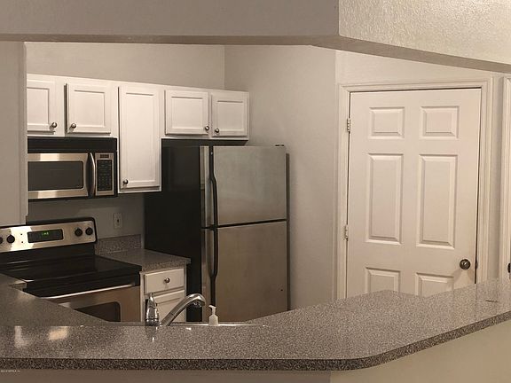 5th image of 7800 Point Meadows Dr APT 1413