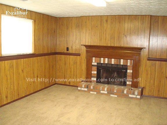 4th image of 860 Singing Hills Dr