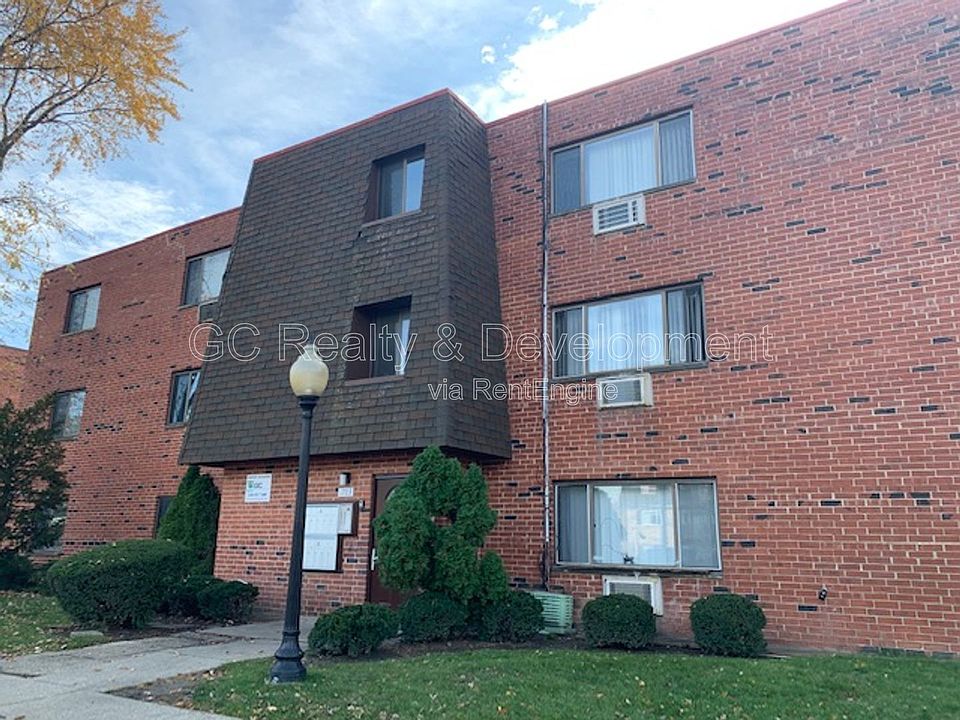 1st image of 1703 W Dennis Dr Unit 2B