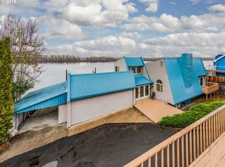 13845 NE Marine Dr, Portland, OR 97230
