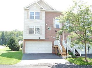 6208 Elter Ct, Pittsburgh, PA 15209