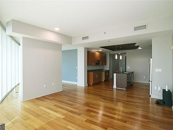 4th image of 4561 Olde Perimeter Way S #1002