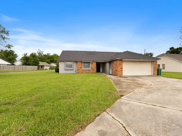 5688 Spanish Mission Ct, Lake Charles, LA 70605