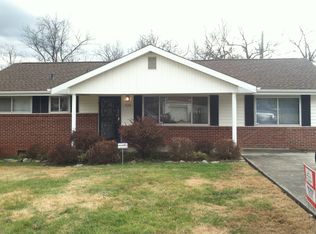 538 Goldfinch Ave, Knoxville, TN 37920
