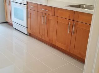 3927 213th St FL 1ST, Bayside, NY 11361
