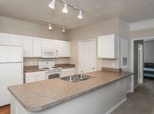 1901 N Lincoln Ave SUITE 110, Urbana, IL 61801