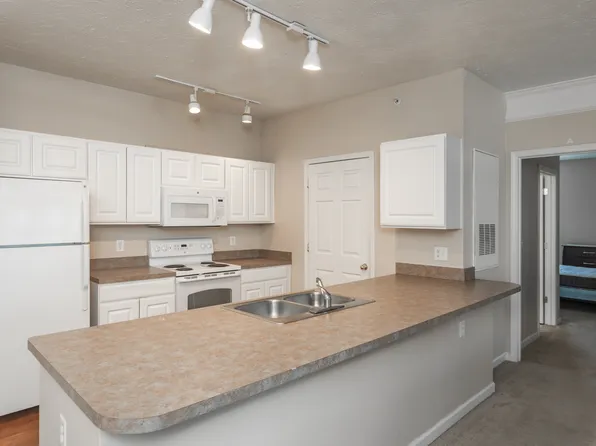1901 N Lincoln Ave Suite 110, Urbana, IL 61801