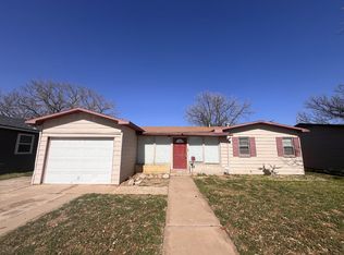 5008 42nd St, Lubbock, TX 79414