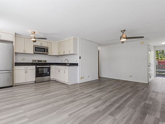 4th image of 1735 Dole St APT 203