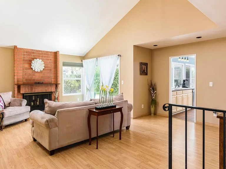 6555 Royal Gorge Ct — Photo 3