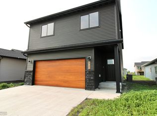 6721 67th Ave S, Horace, ND