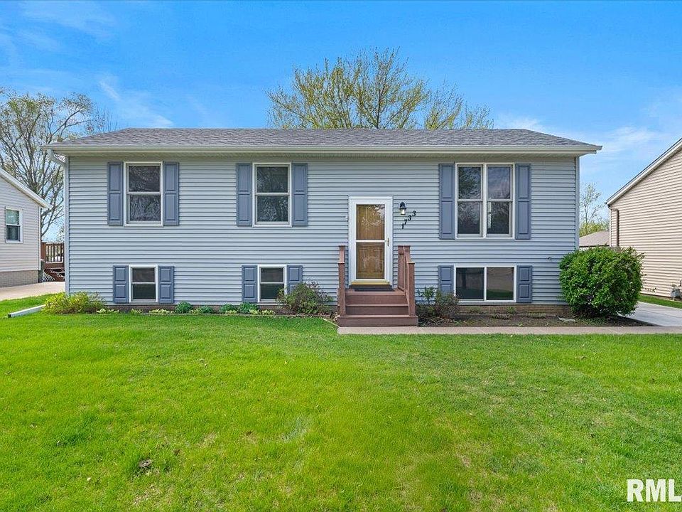 1st image of 1733 W 58th St
